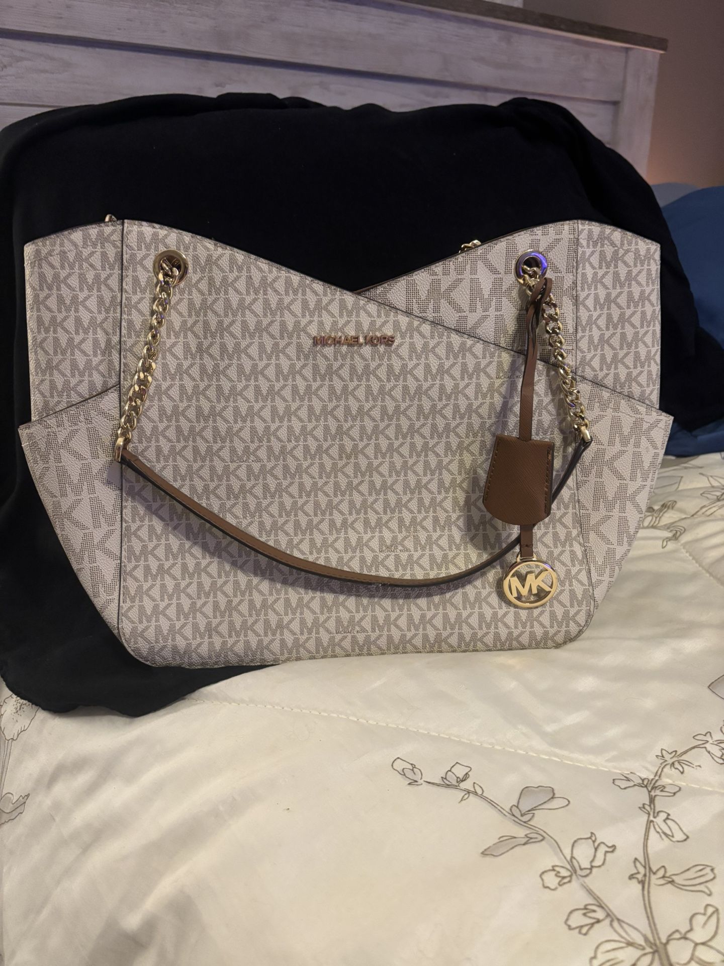 Michael Kors Shoulder Bag