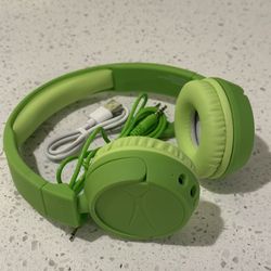 Altec Lansing Kids' 3-in-1 Bluetooth Wireless Headphones - Pear Green Like New / No Box 