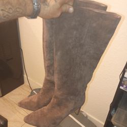 Woman's Boots 