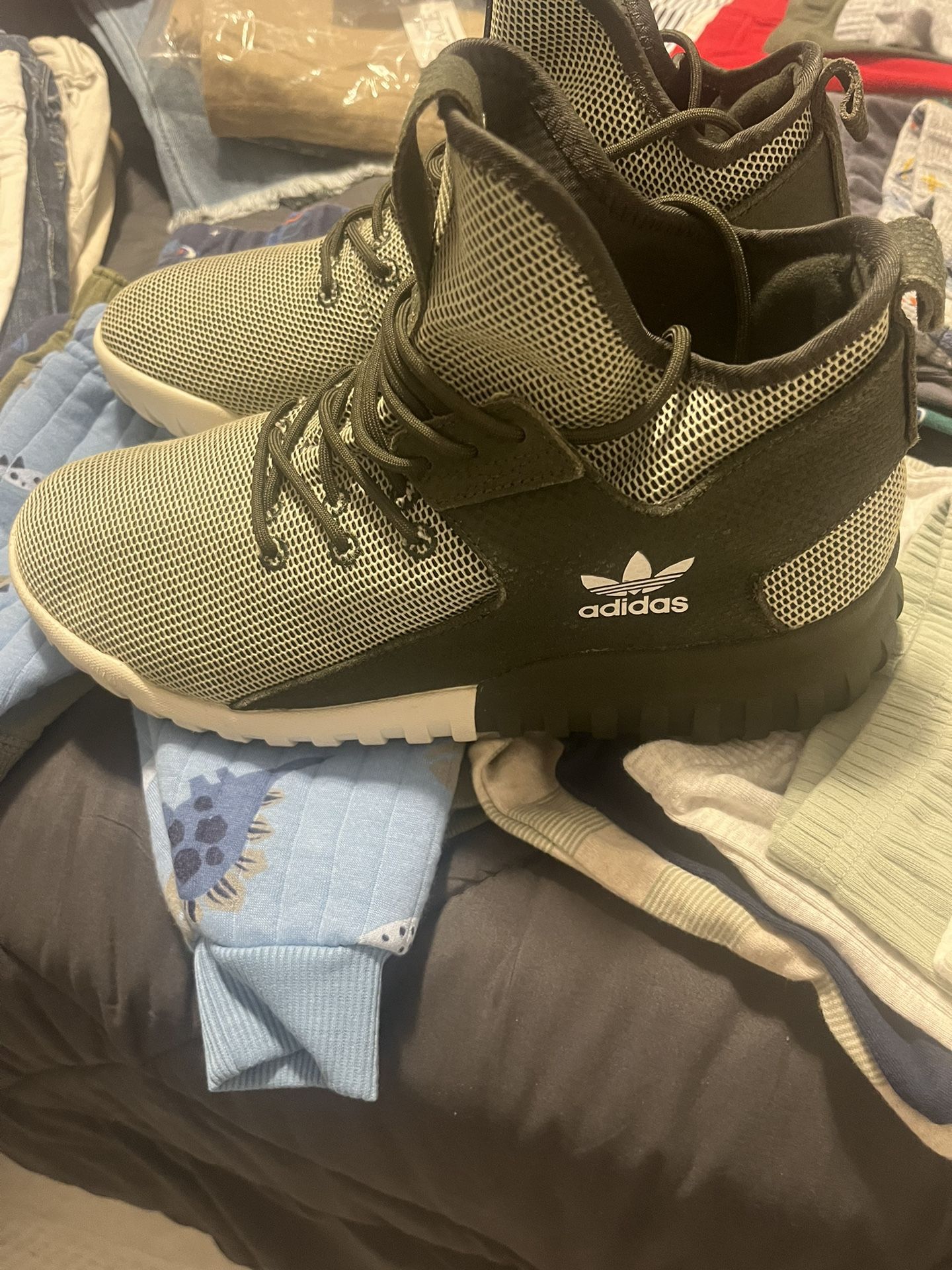 Adidas Size 9 New Condition!!Green Olive/Army Color $85