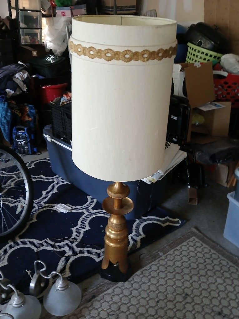 Mid Century Lamp Check The Pictures For Price Online And Make Me À Reasonable Offert