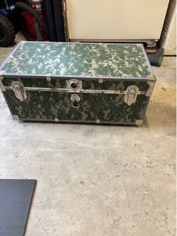 Seward digi camo rolling chest