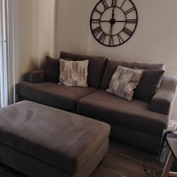 Sofa / Chair & Ottoman