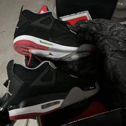 Jordan 4 Retro (2012) Bred 