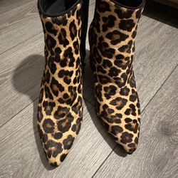 Aldo Size 8 Cheetah Print Boot