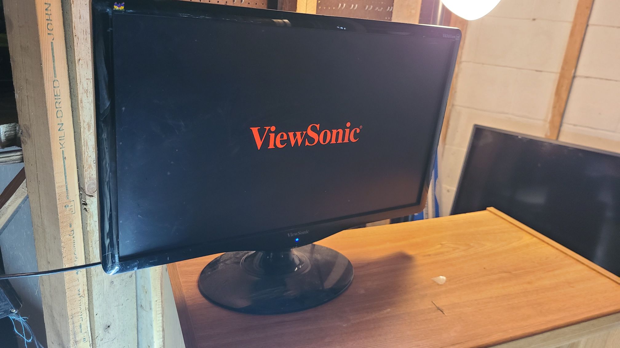 24 Inch view sonic monitor 