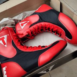 Boxing Shoes. Title. New In Box Size 7
