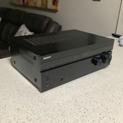 Sony Digital Surround Sound HDMI Receiver . Brand New Condition . Hard To Find One For Sale In This Condition . 