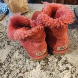 Womens Uggs Red