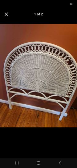 Wicker headboard
