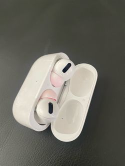 AirPods Pro (Gen 1) + Case