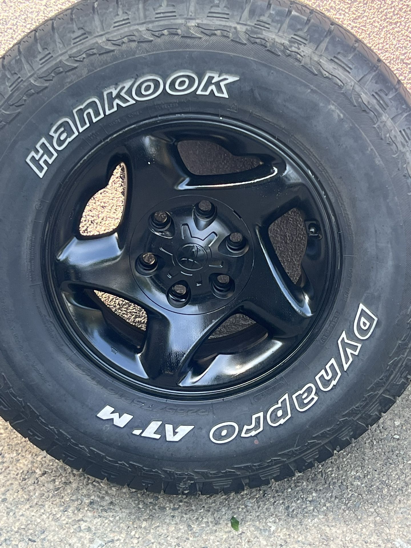 Toyota wheels  , on AT Dyna pros 265/75/17 thread on tires is about 30%  $400 obo  , All 4 center caps included 