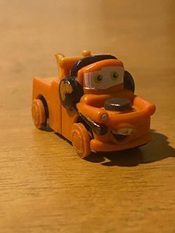 Cars race team Mater Disney Pixar