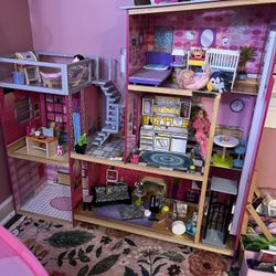Kid Kraft Doll  House Playset With Accessories 