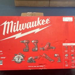 BRAND NEW!!  MILWAUKEE 7 Tool Combo Kit M18 2695-27SH