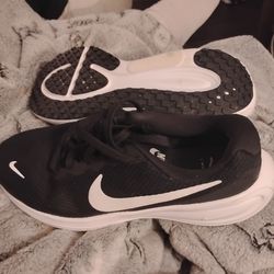 black n white  nines