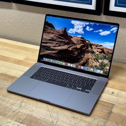 2019 16” MacBook Pro Touch Bar - 2.4 GHz i9 - 32GB - 512GB SSD