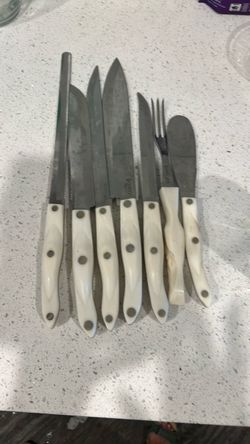 Cutco ivory knife set