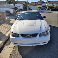 2003 Ford Mustang