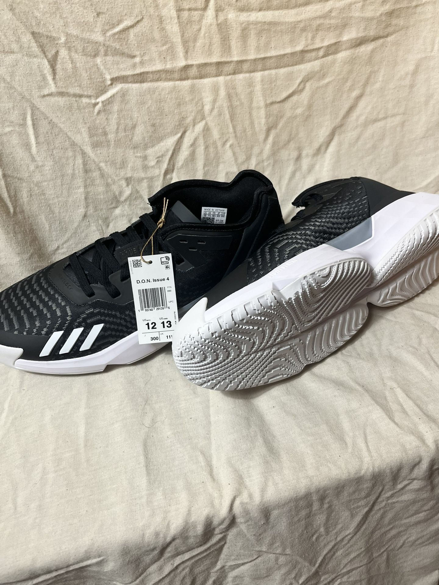 Adidas D.O.N Issue 4