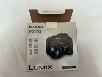 Panasonic LUMIX FZ70 Digital Camera