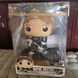 Funko Pop! NHL Legends: Wayne Gretzky #69 (Los Angeles Kings) 10-inch jumbo vinyl figure