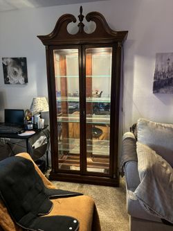 Display Cabinet