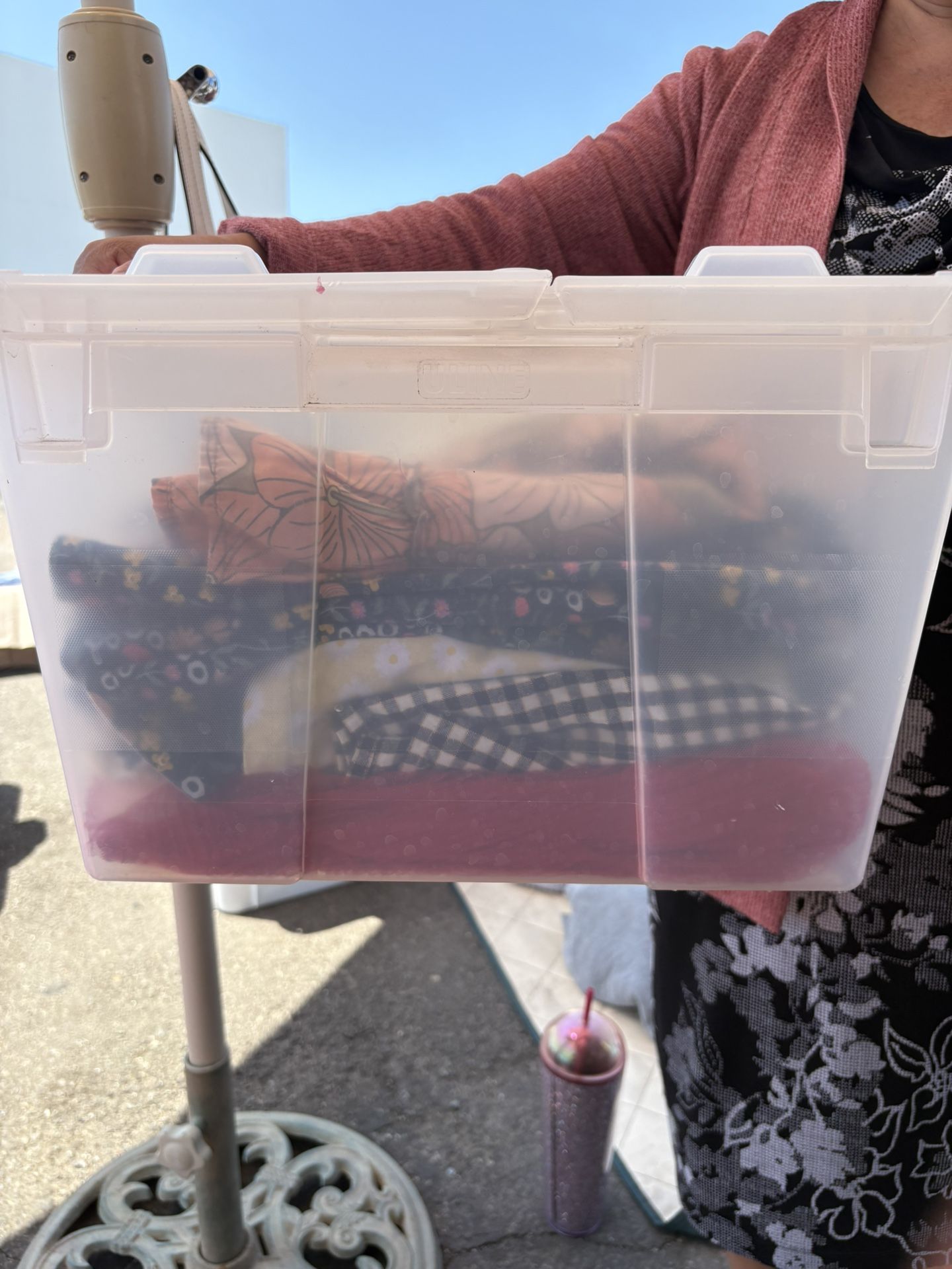 5 Little Girls Dresses With Organizer