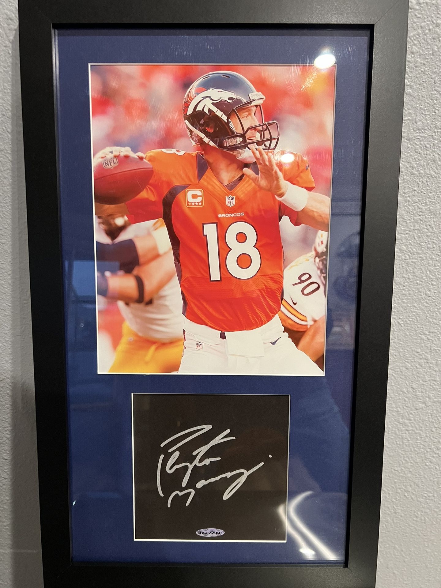 Peyton Manning UDA Autograph Redemption Cut With Photo New Speciality Frame Coa https://offerup.co/faYXKzQFnY?$deeplink_path=/redirect/