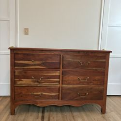 Beautiful Solid wood six-drawer dresser, Excellent Condition. 55” L x 18” D x 36” H