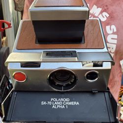 Polaroid sx-70 Land Camera Alpha 1