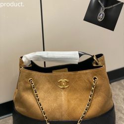 Hobo bag