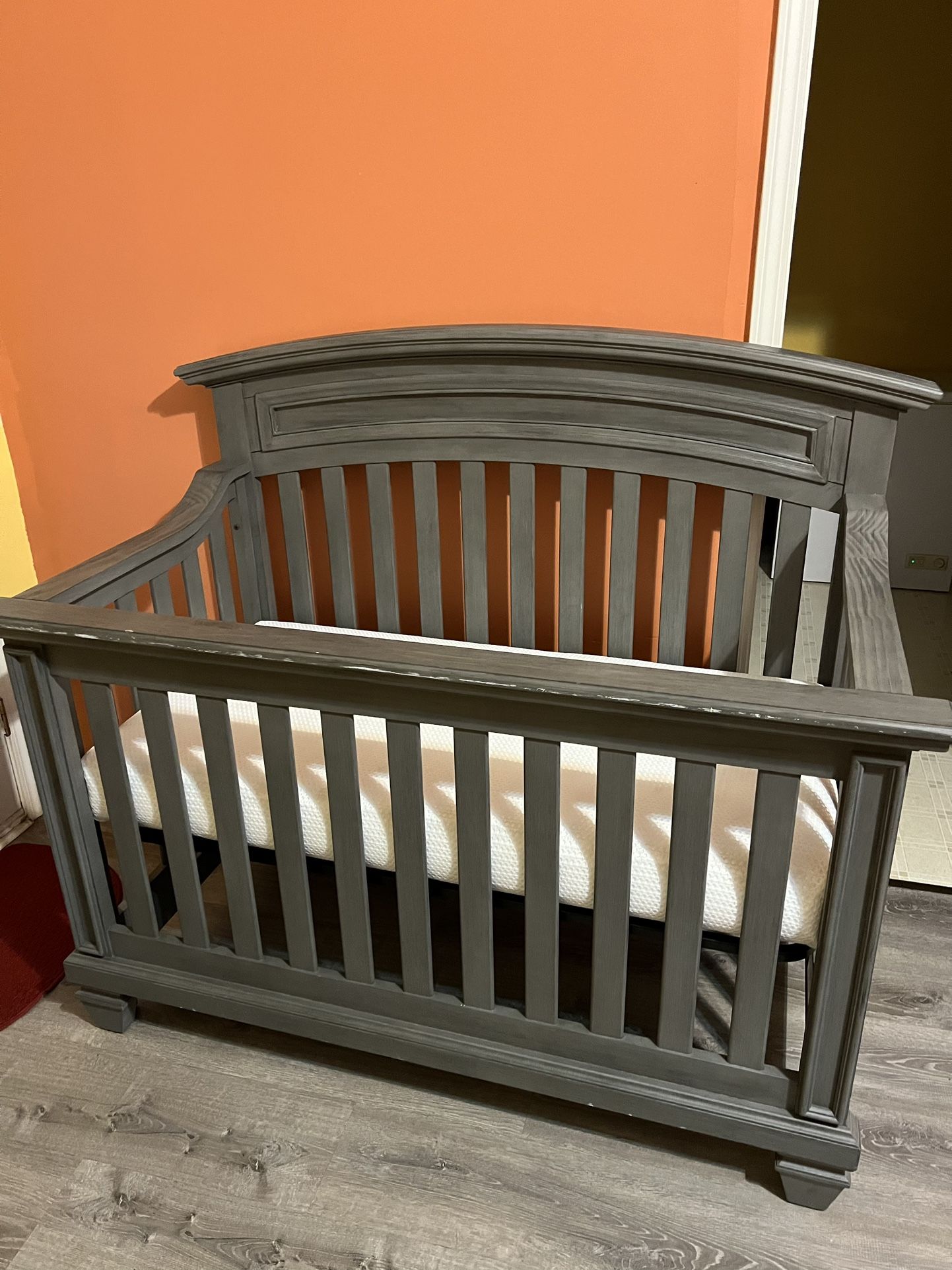 Baby Gray Crib With Mattress Include 