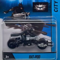 2013 Hot Wheels Bat-Pod With Figure 
