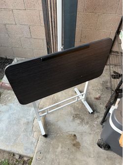 Foldable table, for bedroom or living room