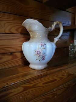 Beautiful  large HANDLED Vase