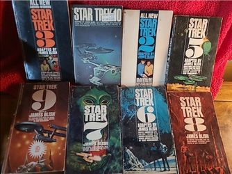 Vintage Star Trek Book Lot Of 8