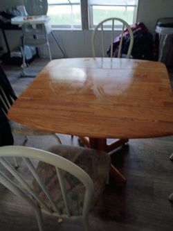 Kitchen table set with spare chairs
