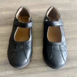 Stride Rite Claire  Mary Jane Girls Size 5W