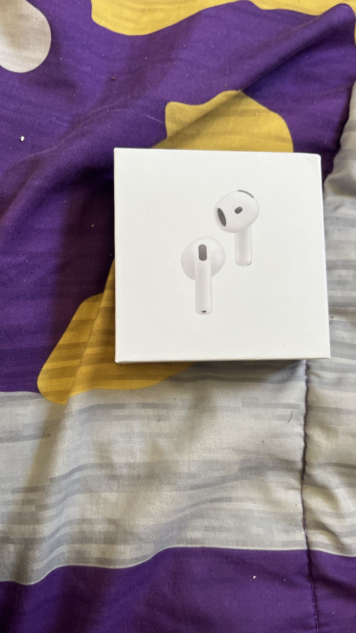 AirPods 4s