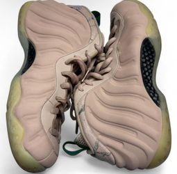 Nike Air Foamposite One Particle