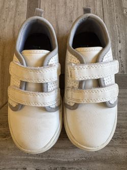 Size 8 Little Kids-Boys White Shoes