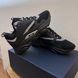 Dior B22 Men’s Shoe Size 8 