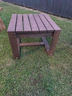Outdoor table