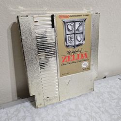 The Legend of Zelda (Nintendo NES) Gold Good Condition Tested Works