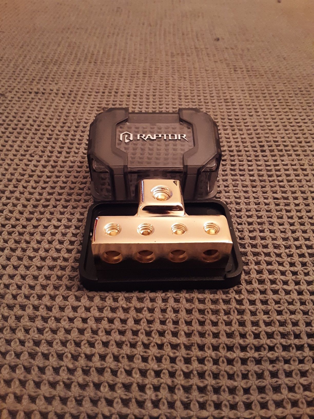 NEW! Power / Ground wire distribution block