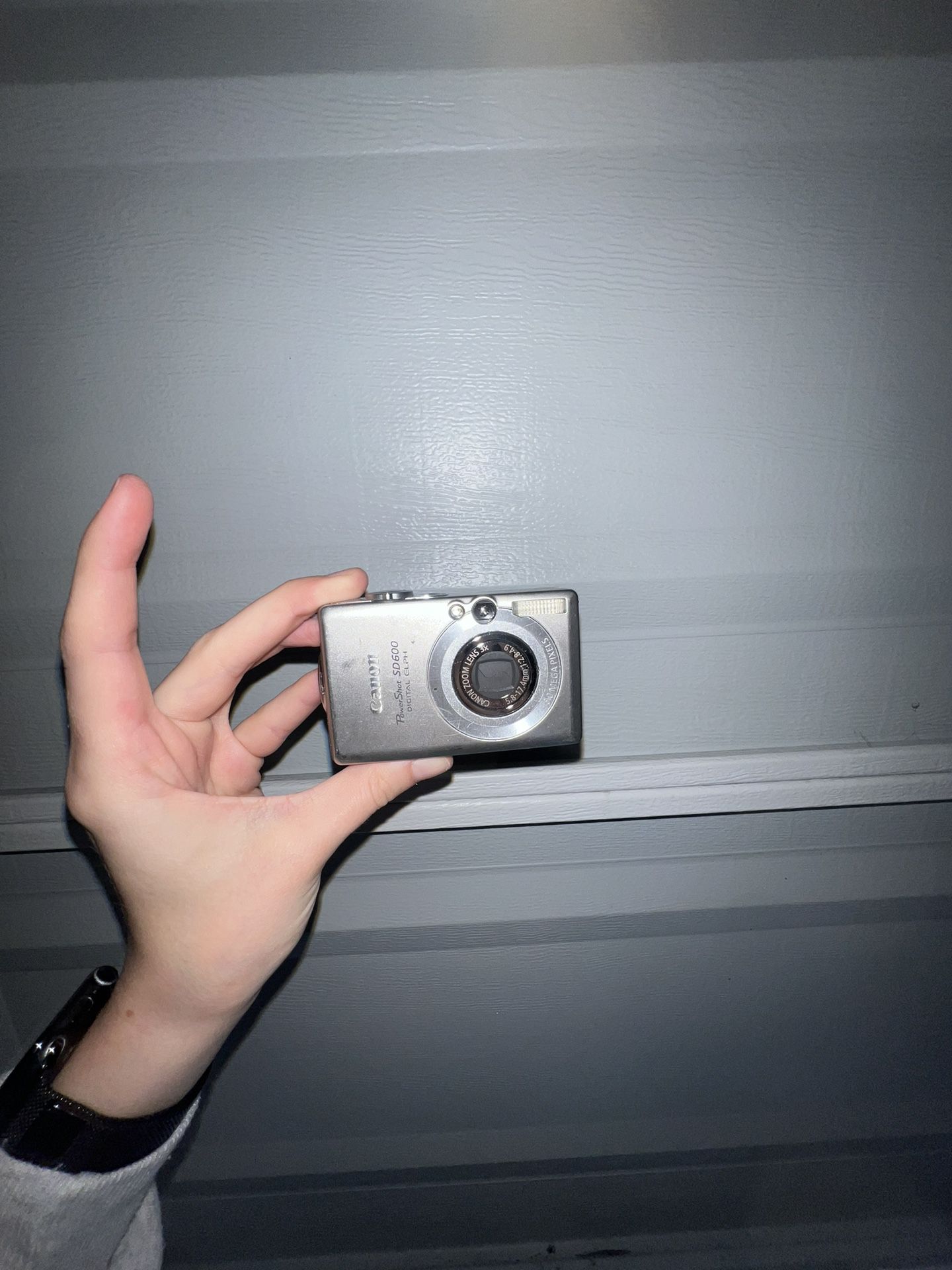 Canon Powershot SD600 Camera 