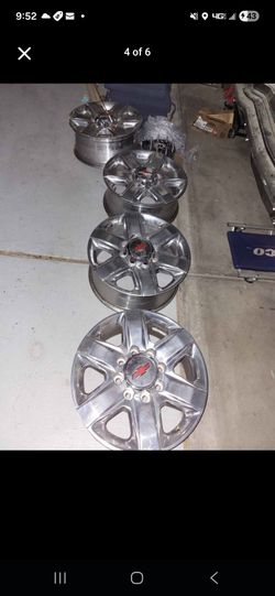 2022 HD 2500 wheels chevy Silverado