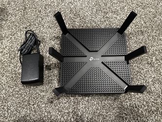 TP-Link Archer C4000 Tri-Band WiFi Router – Excellent Condition