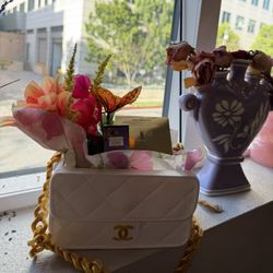 Decorative Purse Gift Basket 